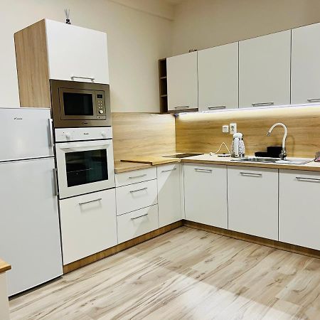 Apartman Liptov Np9 Liptovský Mikuláš Buitenkant foto