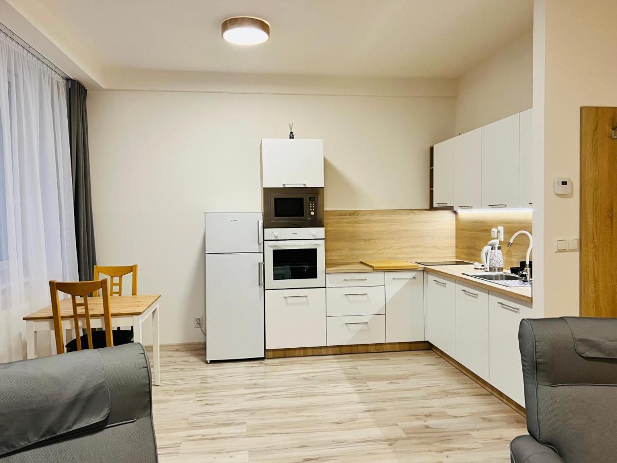 Apartman Liptov Np9 Liptovský Mikuláš Buitenkant foto